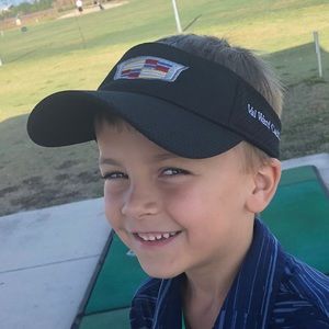 Meet your Posher, Max